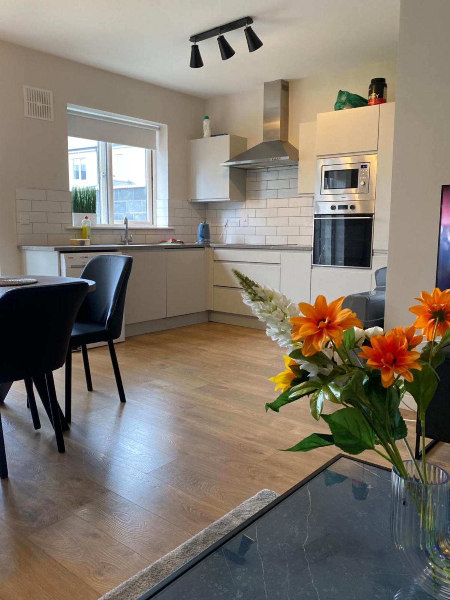 Extra Large Room In New House At Citywest Dublin Exterior photo