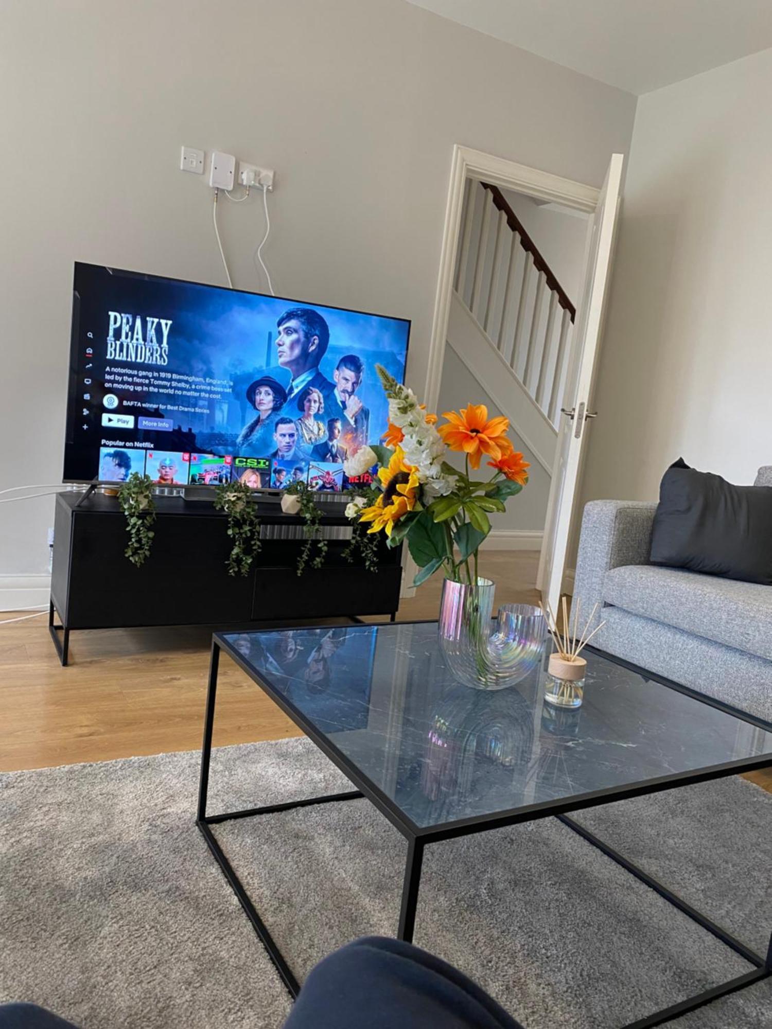 Extra Large Room In New House At Citywest Dublin Exterior photo